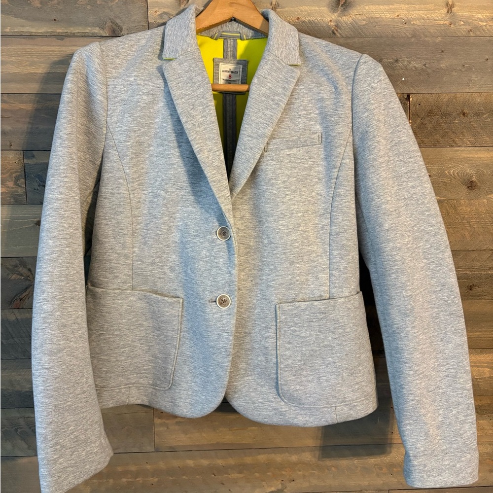 EXCELLENT CONDITION - like new Academy Blazer - size 8.   Great contrast colors